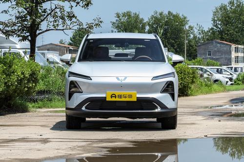 家用买菜车推荐，五菱星光S PHEV，可油可电，油耗低至5.09L