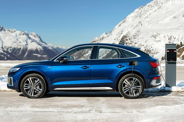奥迪Q5 Sportback PHEV 2021款 Sportback 55 TFSI e quattro厂商_基本信息图
