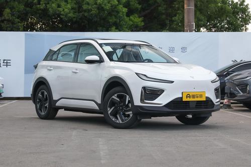 同为国产纯电SUV，新哪吒X对比银河E5，谁更值得选择？