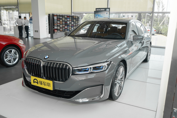宝马7系 2019款 740Li xDrive 行政型 豪华套装整备质量(kg)_车身图