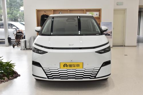 小鹏X9：提供0息0首付，续航702km家用表现如何？