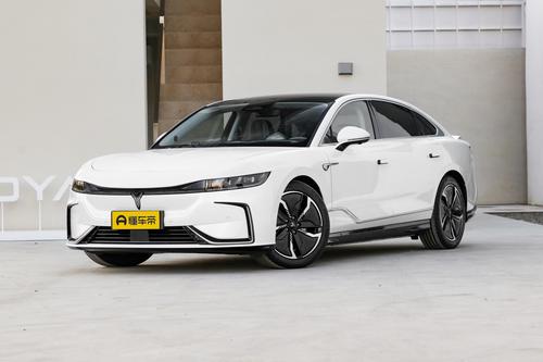 首月订单破万！配电动升降尾翼，岚图追光真能追到年轻人的心？