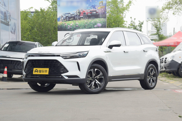 北京X7 2022款 1.5TD DCT致尚版长x宽x高(mm)_基本信息图