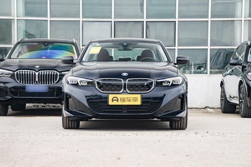 豪华纯电轿车，要颜值要动力，不妨看看宝马i3，很适合年轻人！