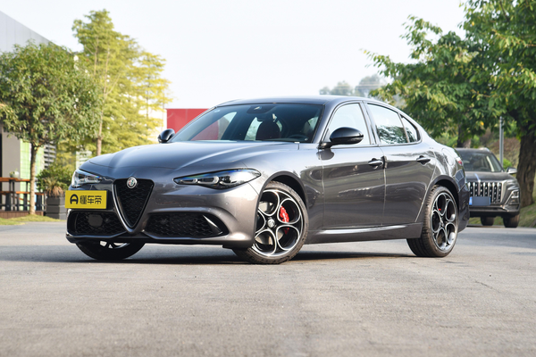 Giulia朱丽叶 2023款 2.0T 280HP Veloce 赛道版厂商_基本信息图