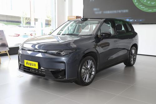 零跑C10：中型SUV，增程/纯电可选，价格亲民，值得入手吗？