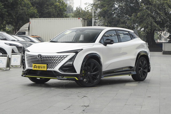 长安UNI-T 2022款 2.0T 运动版 尊贵型厂商_基本信息图