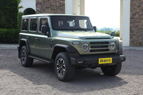 212品牌首款新车发布，13.99万起，前后整体桥，标配2.0T+8AT