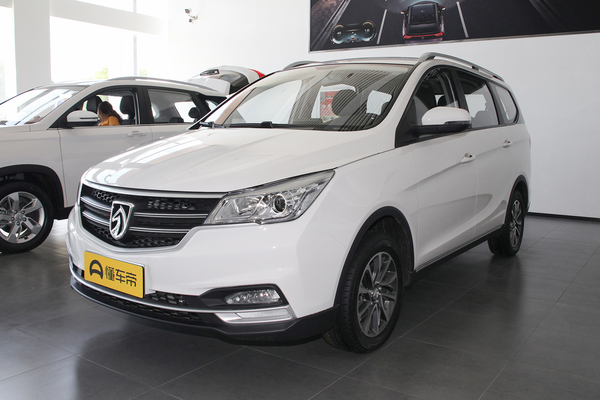 宝骏730 2019款 1.5T 手动时尚型 7座 国VI厂商_基本信息图