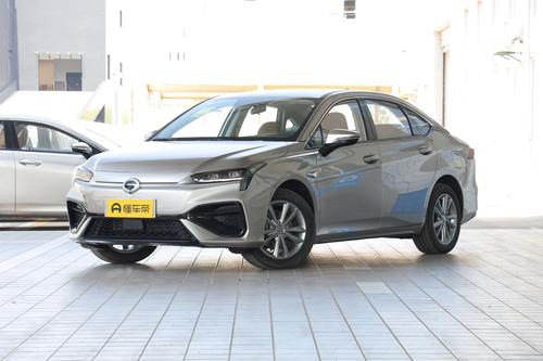 月供3047元，首付4万多买续航480km的全新广汽AION S怎么样？