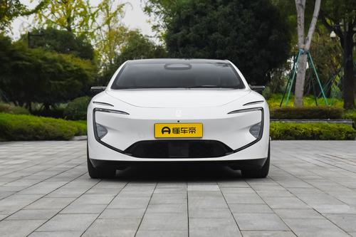 阿维塔12增程版上市，综合续航1155km，高配卖29.99万！