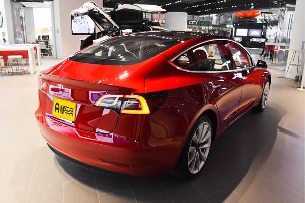 Model 3(进口) 2019款 标准续航后驱升级版电池容量(kWh)_电池/充电图