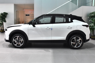 1.5T+7DCT，定位小型SUV，配L2级辅助驾驶，试驾领克06 Renew图4