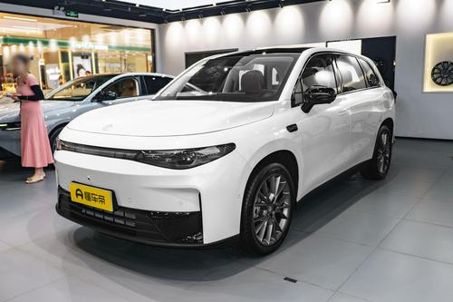 零跑C10实拍，231马力+1190km续航，家用值得一看！