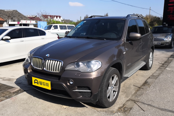 宝马X5(进口) 2011款 xDrive35i 领先型轴距(mm)_车身图