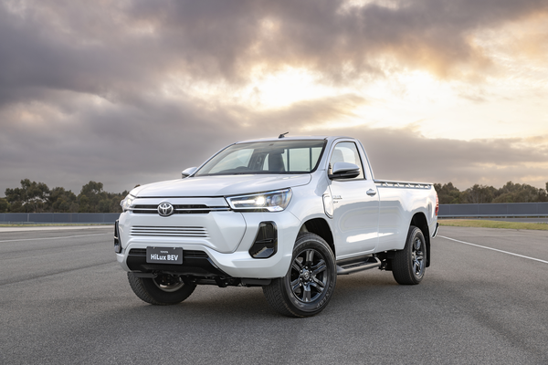 Hilux EV 2024款 Revo BEV 概念车厂商_基本信息图