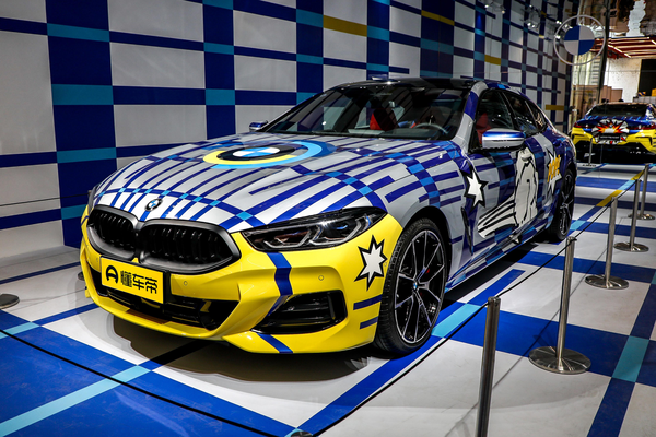 宝马8系 2022款 840i xDrive 四门轿跑车 JEFF KOONS限量收藏款车身结构_车身图