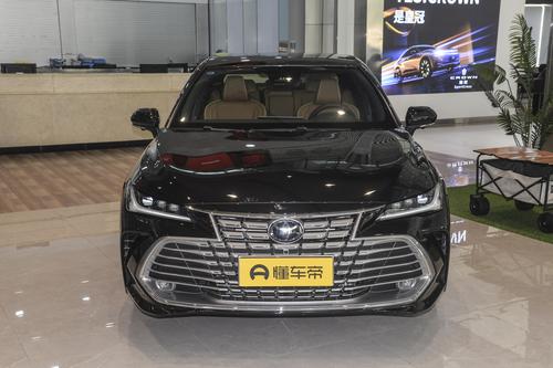 丰田亚洲龙：混动加持，前后配隔音玻璃，家用如何？