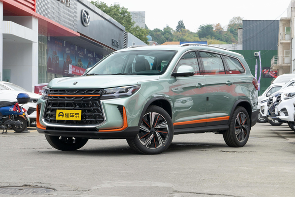 风行T5 2022款 马赫版 1.5T DCT燃擎款七座行李舱容积(L)_车身图