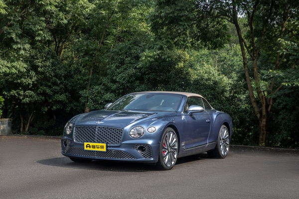 欧陆 2022款 4.0T GT V8 Mulliner 敞篷版无钥匙启动_舒适/防盗配置图