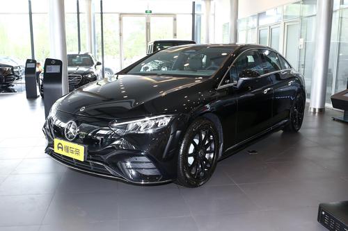 奔驰EQE：纯电续航752km，奔驰EQS的平替还香吗？