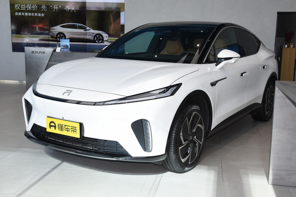 飞凡R7 2023款 后驱屏霸版厂商_基本信息图