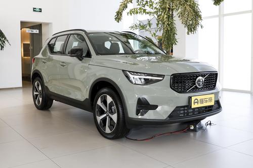 零百加速7.9秒的豪华SUV，好看不贵，沃尔沃XC40是你的最优选吗？