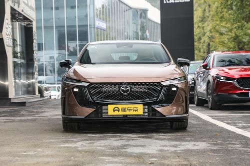 马自达EZ-6上市，车长4921mm，空间大，家用挺合适