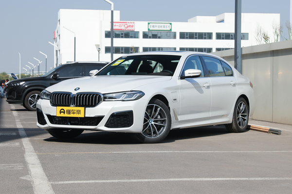 宝马5系PHEV 2022款 三次改款 535Le 先锋版M运动套装厂商_基本信息图