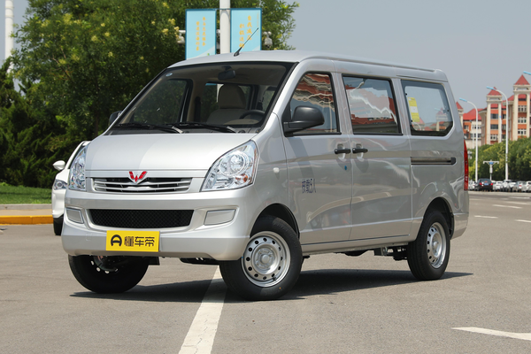 五菱荣光 2022款 1.2L S 标准型助力版 5座厂商_基本信息图