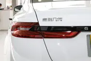 平行流光效果尾灯