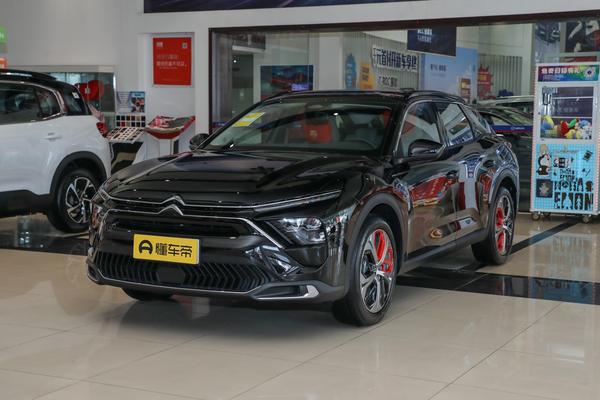 凡尔赛C5 X 2022款 1.6T 势不凡 虎年开门红版车内中控锁_舒适/防盗配置图