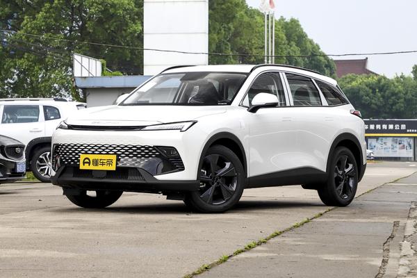 魔方 2022款 1.5T DCT 白银版前悬挂形式_底盘/转向图