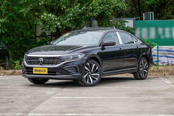帕萨特 2025款 出众款 330TSI 精英版厂商_基本信息图
