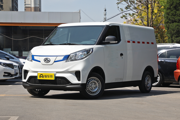 大通EV30 2019款 城市物流车智联版短轴上汽时代35kWh厂商_基本信息图