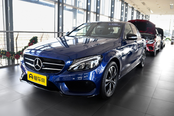奔驰C级 2018款 C 200 运动版厂商_基本信息图