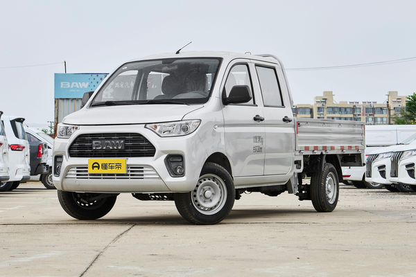 鲸卡T6 2022款 1.6L手动豪华版双排LQ475QMB厂商_基本信息图