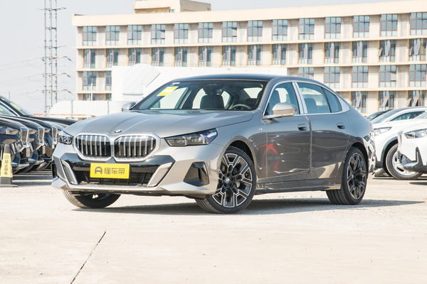 宝马5系 2025款 530Li 尊享型 M运动套装厂商_基本信息图