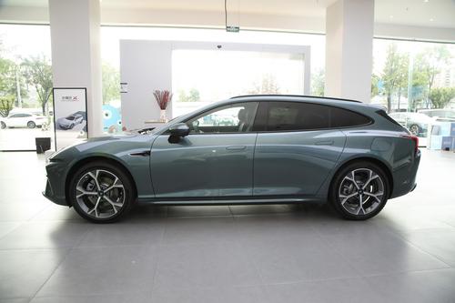 哪吒S猎装车开启预售，预计9月份启动大批量交付