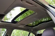 分段电动全景天窗
