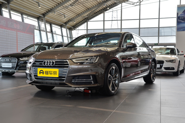 奥迪A4L 2017款 Plus 45 TFSI quattro 运动型厂商_基本信息图
