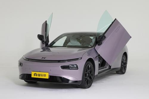 小鹏P7i：顶配不到29万，配剪刀门，纯电续航702km，可享0首付0息