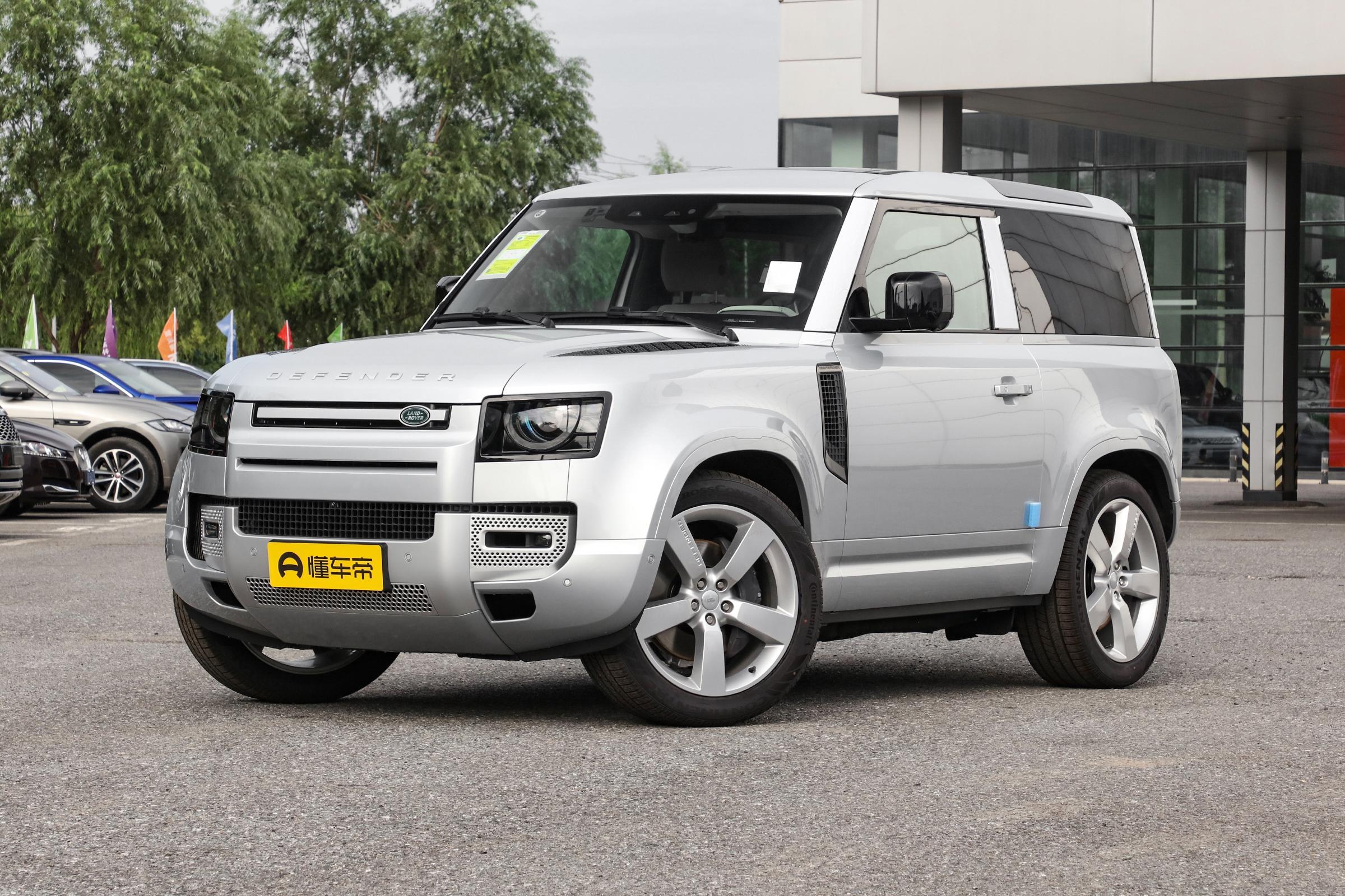 卫士壁纸_卫士_卫士外观图片_1/2397张图片_卫士哈库巴银/整车外观