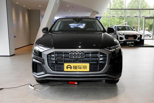 奥迪Q8每公里油费需要0.75元？