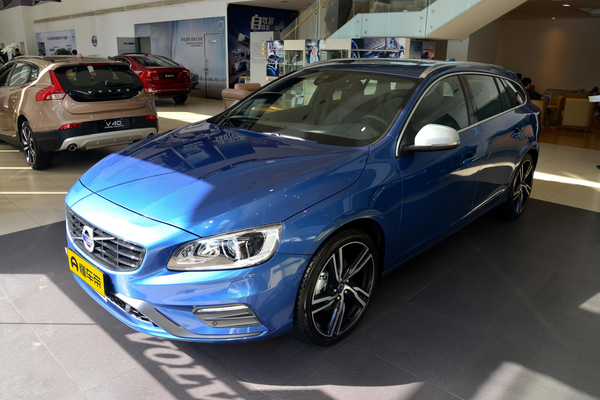 沃尔沃V60 2017款 T5 个性运动版行李舱容积(L)_车身图