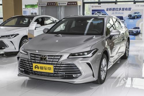 一汽丰田亚洲龙，外观大气，内饰精致，空间宽敞，配置丰富