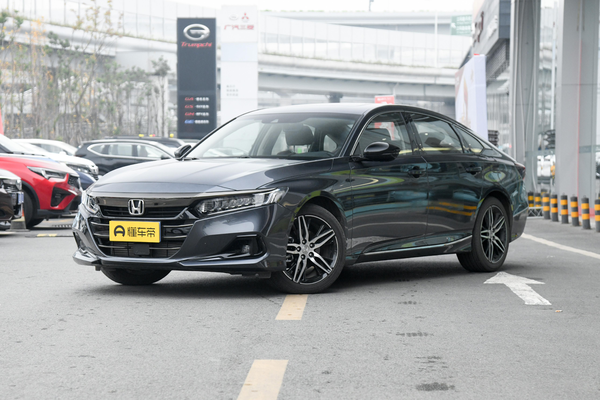 雅阁 2022款 260TURBO 幻夜·旗舰版厂商_基本信息图