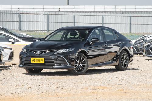 
试驾丰田凯美瑞：配2.5L自吸发动机，百公里油耗低至6L，值得入手