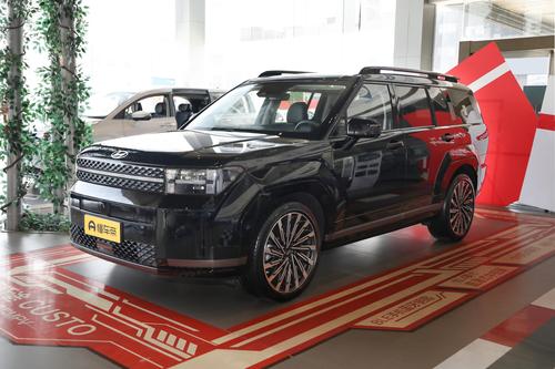 2.0T+8AT+四驱，家用又好玩，这款SUV适合你！