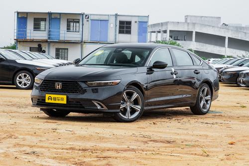 月销量11816辆，搭载1.5T发动机，本田雅阁表现如何？